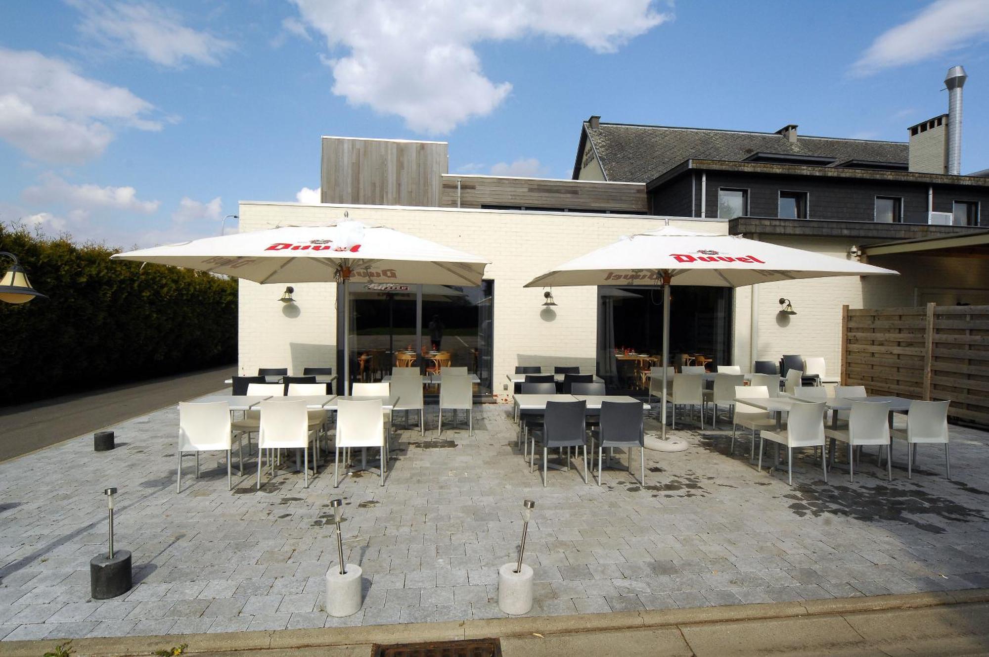 Hôtel Le Saint Loup Gembloux Exterior foto