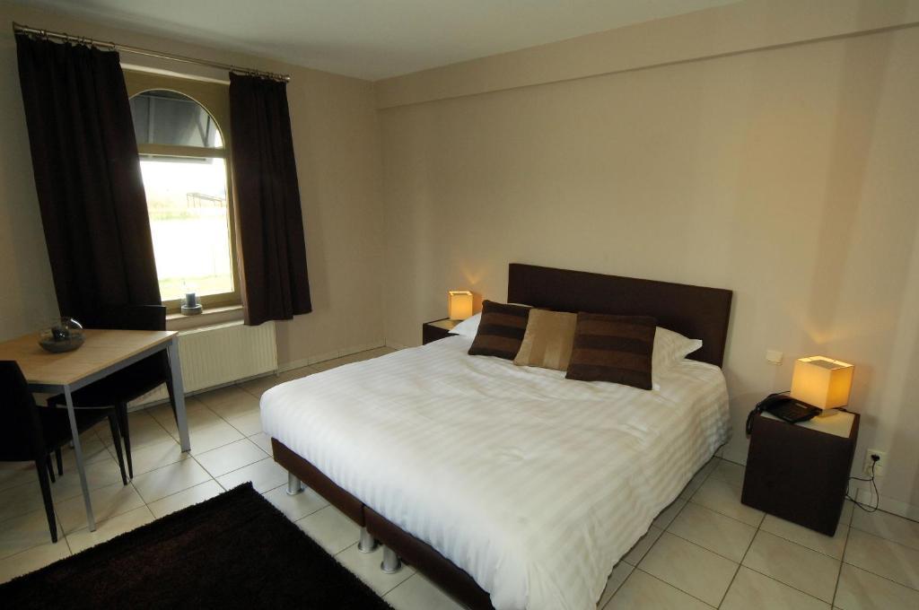 Hôtel Le Saint Loup Gembloux Quarto foto