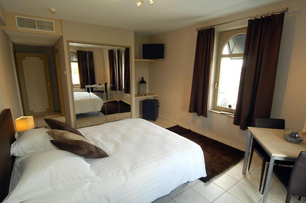 Hôtel Le Saint Loup Gembloux Quarto foto